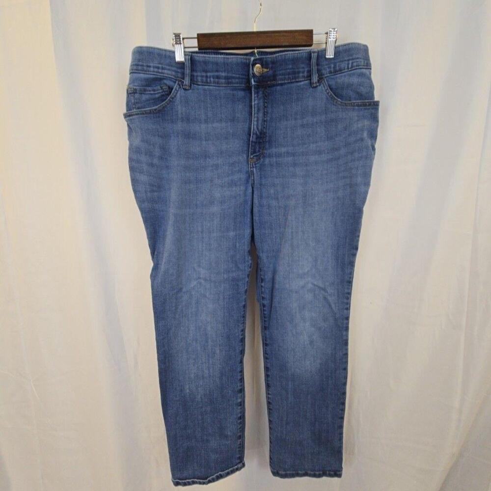 Lee Jeans Womens 20W Blue Medium Wash Straight Leg Flex Motion Stretch Denim